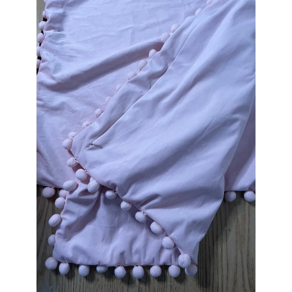 New Bundle of 2 Velvety Feel Pillow Cushion Covers with Tassels Lt Pink 22